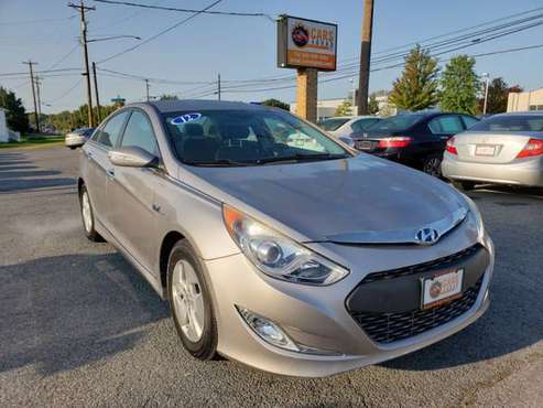 2012 HYUNDAI SONATA HYBRID with - cars & trucks - by dealer -... for sale in Winchester, District Of Columbia