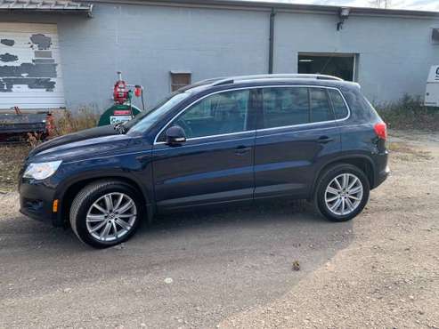 2011 VW TIGUAN 4 Motion Turbo - cars & trucks - by owner - vehicle... for sale in mentor, OH