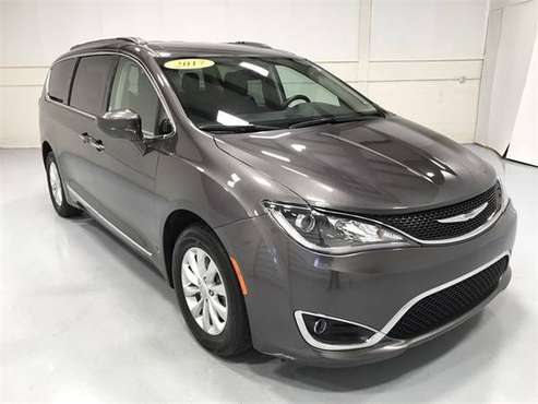 2017 Chrysler Pacifica Touring L with - cars & trucks - by dealer -... for sale in Wapakoneta, IN