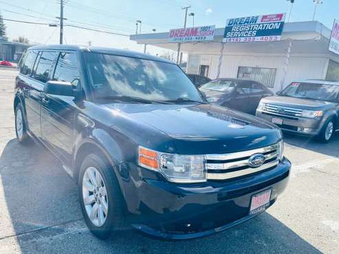 2009 Ford Flex SE 3rd row clean title - - by dealer for sale in Sacramento , CA