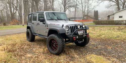 2016 Jeep Wrangler 9,800 miles - cars & trucks - by owner - vehicle... for sale in Youngstown, OH