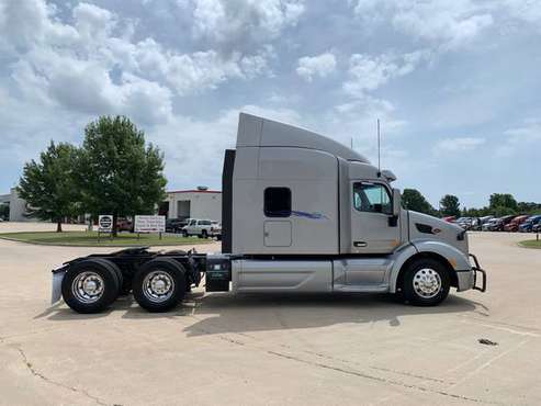 ◄◄◄ 2018 Peterbilt 579 Sleeper Semi Trucks w/ WARRANTY! ►►► - cars &... for sale in Davenport, IA