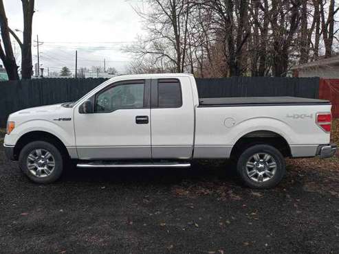 2010 Ford F-150 XLT - cars & trucks - by dealer - vehicle automotive... for sale in Indianapolis, IN