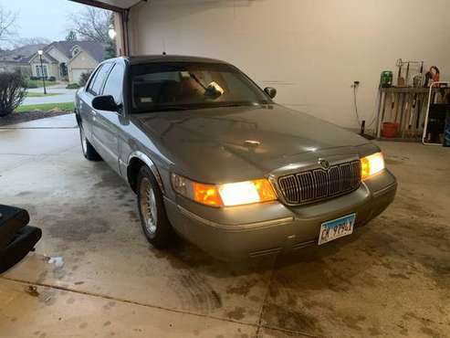 Mercury Grand Marquis for sale - cars & trucks - by owner - vehicle... for sale in Palos Heights, IL