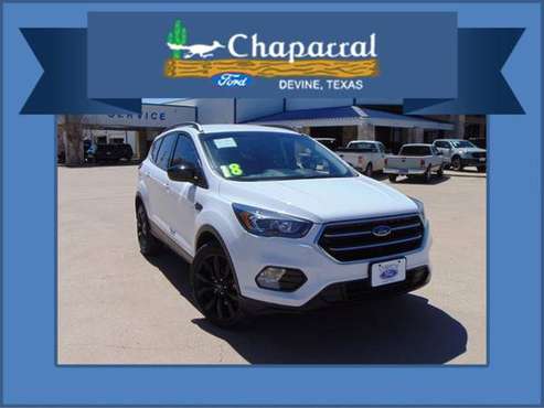 2018 Ford Escape Se 4X4 ( Mileage: 31, 447! - - by for sale in Devine, TX