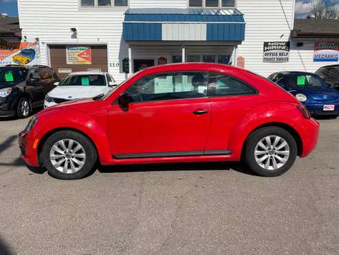 ★★★ 2016 Volkswagen Beetle / Neat Clean Car! ★★★ - cars & trucks -... for sale in Grand Forks, ND