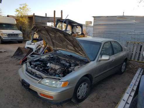 1995 Honda Accord LX - cars & trucks - by owner - vehicle automotive... for sale in Las Cruces, NM