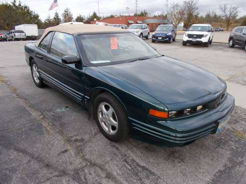 1995 Oldsmobile Cutlass Convertible - cars & trucks - by dealer -... for sale in Jefferson City, MO