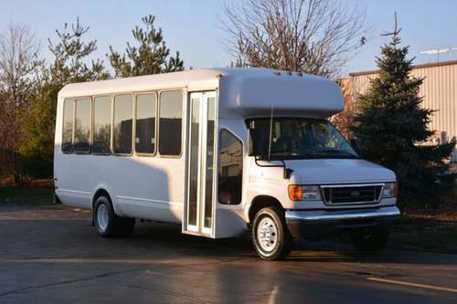 2007 Ford E-450 26 Passenger Shuttle Bus - cars & trucks - by dealer... for sale in Crystal Lake, IA