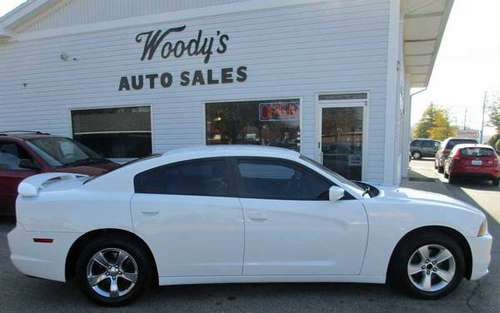 2011 Dodge Charger 4dr white *REDUCED* - cars & trucks - by dealer -... for sale in Louisville, KY