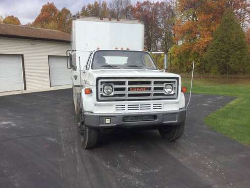 1984 GMC C7000 BOX TRUCK - cars & trucks - by owner - vehicle... for sale in Whitmore Lake, MI
