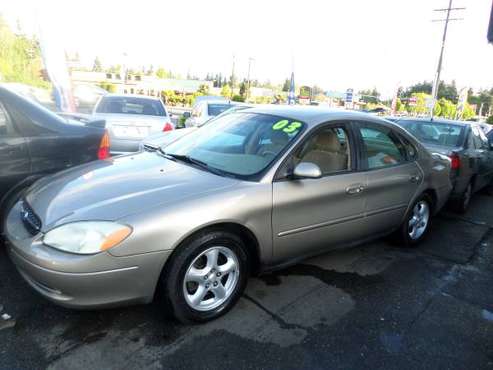 LOW MILES! 2003 FORD TAURUS SES automatic, V6, LOW MILES! - cars for sale in Everett, WA