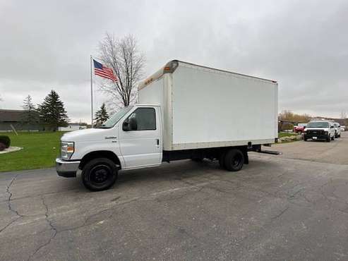 2012 Ford E-350 14' 6" Box Truck W/ Ramp ***131K MILES*** - cars &... for sale in SWARTZ CREEK,MI, PA