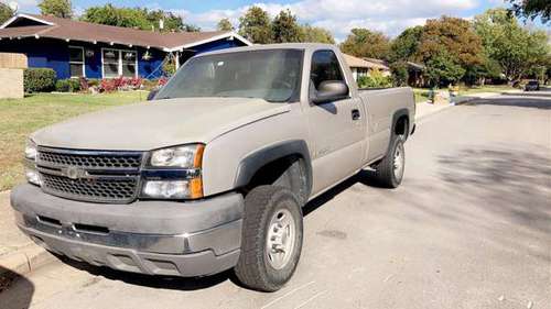 2005 Chevy Truck - cars & trucks - by owner - vehicle automotive sale for sale in Dallas, TX