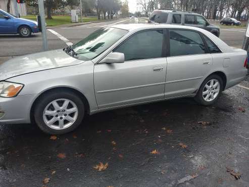 2001 TOYOTA AVALON XLS - cars & trucks - by owner - vehicle... for sale in Salem, OR