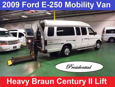 2009 Ford Wheelchair Handicap Mobility Conversion Van Hi Top for sale in Los Angeles, CA