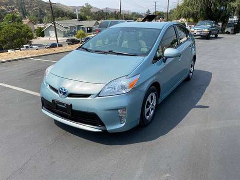 2014 Toyota Prius Three - cars & trucks - by dealer - vehicle... for sale in Tujunga, CA