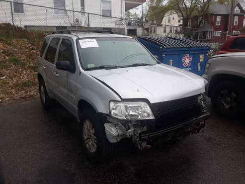 2005 Mercury Mountaineer/Ford Explorer for sale in Charlton, MA