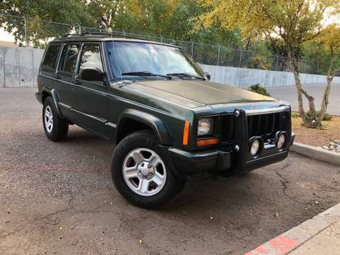 97 Cherokee xj classic 4x4 for sale in Santa Fe, NM