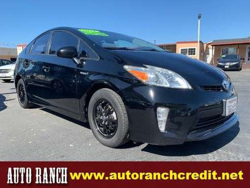 2014 Toyota Prius Four EASY FINANCING AVAILABLE - cars & trucks - by... for sale in Santa Ana, CA