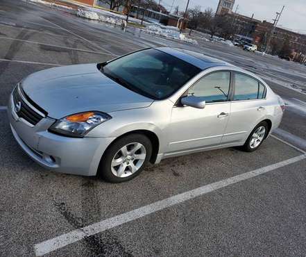 2009 Nissan Altima - cars & trucks - by owner - vehicle automotive... for sale in Cleveland, OH