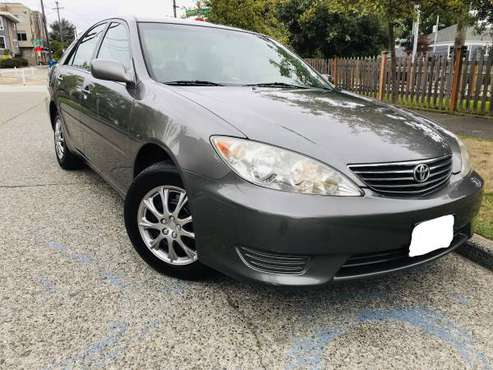 2006 Toyota Camry LE In Great Running Conditon. Only 132K for sale in Seattle, WA