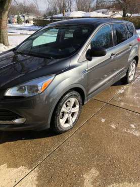 Ford Escape - cars & trucks - by owner - vehicle automotive sale for sale in Independence, OH