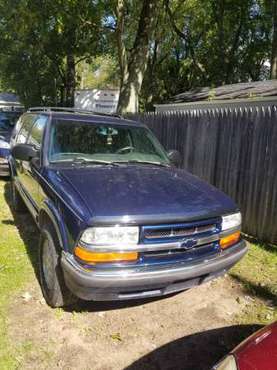 2001 Chevy Blazer LT 4x4 for sale in Burtchville, MI