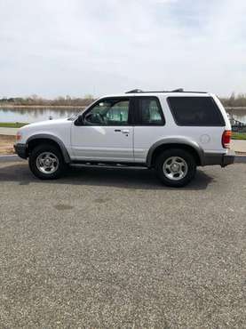 Low mile one owner 98 Ford Explorer4x4 sport - - by for sale in Richland, WA
