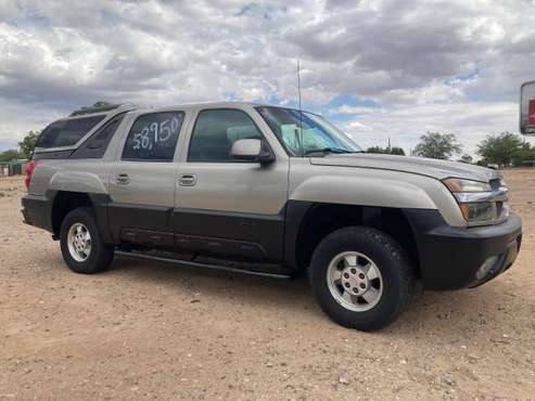 2002 Chevy Avalanche - 8, 500 for sale in Bosque Farms, NM
