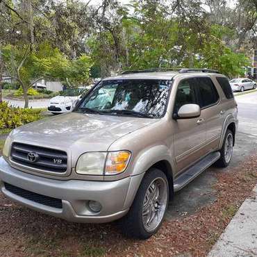 2004 Toyota Sequoia SR5 Sport Utility 4D - cars & trucks - by owner... for sale in TAMPA, FL