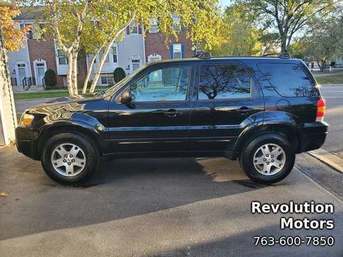 2005 Ford Escape Limited - Heated Leather! Great Shape! No Rust!... for sale in COLUMBUS, MN