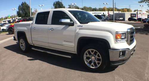 2015 GMC Sierra 1500 SLT With Navigation & 4WD - cars & trucks - by... for sale in Colorado Springs, CO