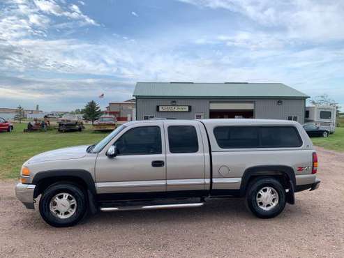 2002 GMC Sierra SLE 4x4**Z71 Off Road**Low miles for sale in Sioux Falls, SD