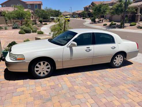 2003 Lincoln Town Car for sale in New River, AZ