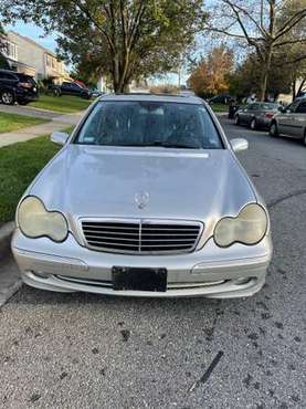 Mercedez Benz C320 - cars & trucks - by owner - vehicle automotive... for sale in Bowie, District Of Columbia