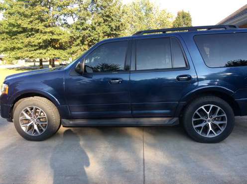 Ford Expedition 2017 - cars & trucks - by owner - vehicle automotive... for sale in Stockton, MO