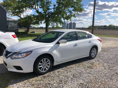 2016 Nissan Altima - Well Maintained for sale in Morristown, IN
