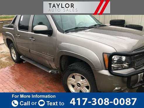 2012 Chevy Chevrolet Avalanche LT 4x4 4dr Crew Cab Pickup pickup -... for sale in Springdale, MO