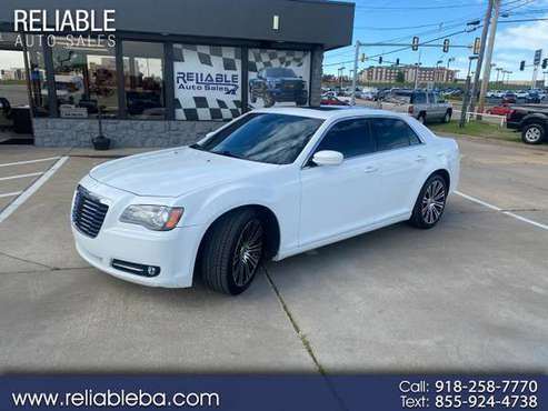2013 Chrysler 300 4dr Sdn 300S RWD - - by dealer for sale in Broken Arrow, MO