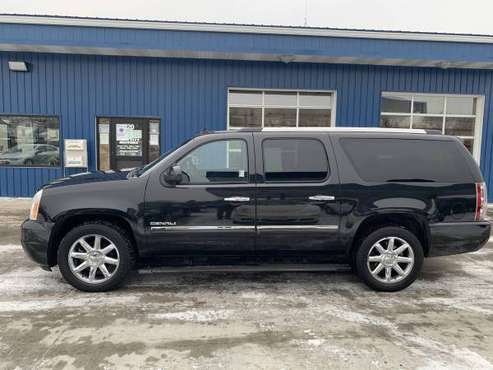 2011 GMC Yukon XL DENALI/All-Wheel Drive/Fully Loaded! for sale in Grand Forks, ND
