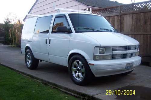 2005 Chevy Astro Van - cars & trucks - by owner - vehicle automotive... for sale in Vancouver, OR
