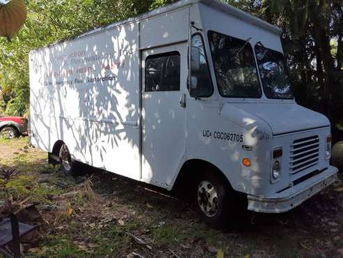 Ideal for turning into a food truck runs great! - cars & for sale in West Palm Beach, FL