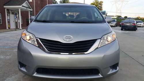 2011 SILVER TOYOTA SIENNA LE - cars & trucks - by dealer - vehicle... for sale in Lawrenceville, GA