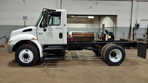 2005 International 4400 C & C - - by dealer - vehicle for sale in Barkhamsted, CT