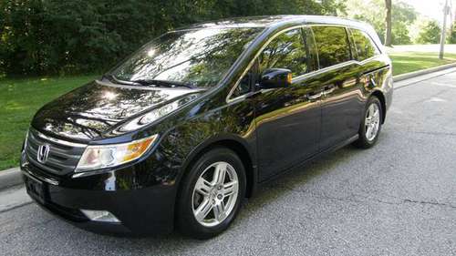 2011 Honda Odyssey Touring Edition 74000 Miles+Nav Dvd Loaded for sale in West Allis/Milwaukee, WI