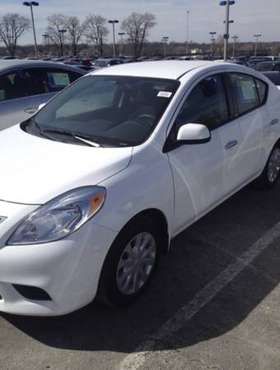 2014 Nissan Versa Less than 100k mi for sale in Lawrence, KS