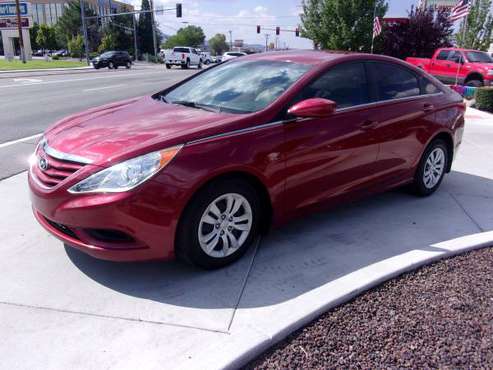 2012 HYUNDAI SONATA GLS 6-SPEED MANUAL! OVER 30MPG! LOW MILES!... for sale in Reno, NV