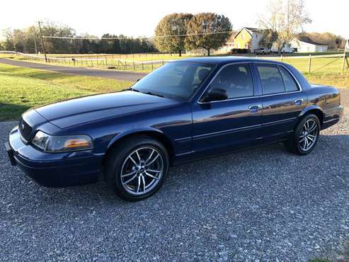 2006 Ford Crown Victoria P71 Police Interceptor - cars & trucks - by... for sale in Clemmons, NC