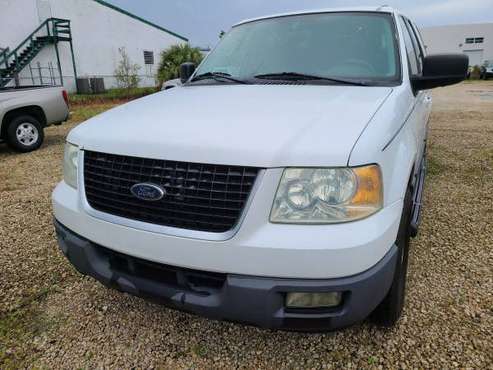 2004 FORD EXPEDITON - cars & trucks - by owner - vehicle automotive... for sale in Naples, FL